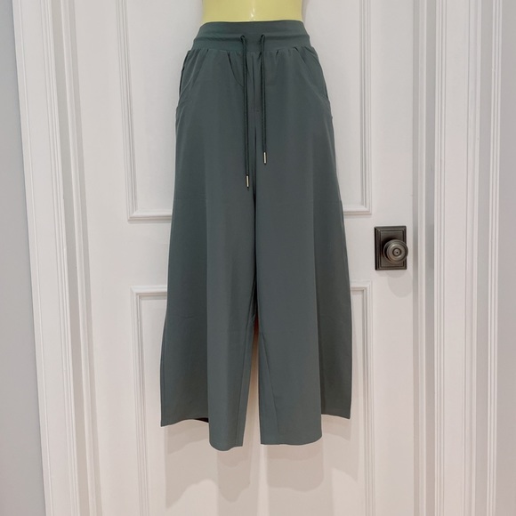 NWT** Under Armour Loose trend pant - Picture 4 of 9